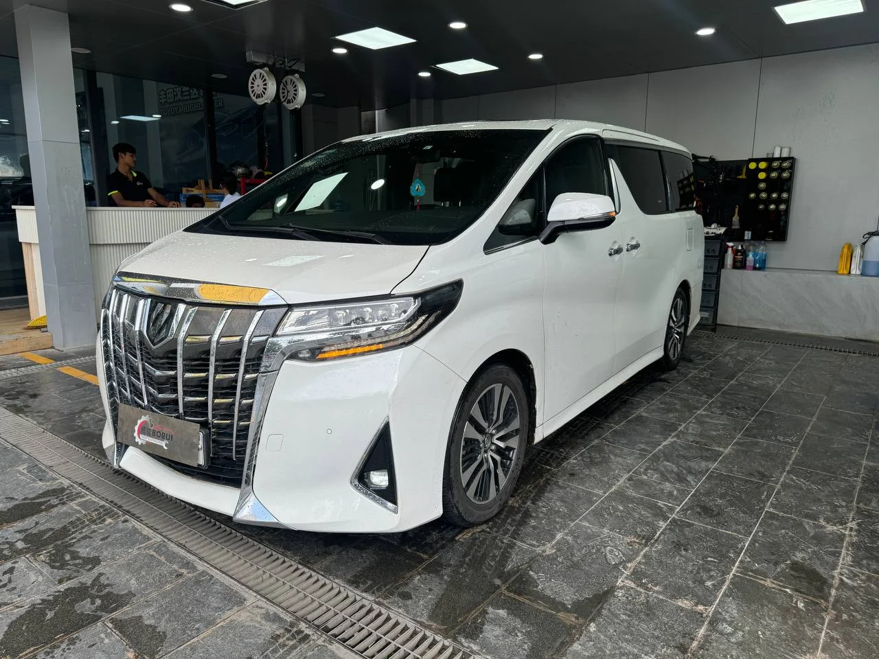 老板回国，捡漏（图 1）