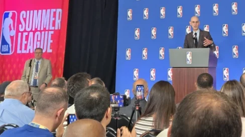NBA总裁Silver力挺设立联邦体育博彩专员，Brooklyn连环案成催化剂 配图