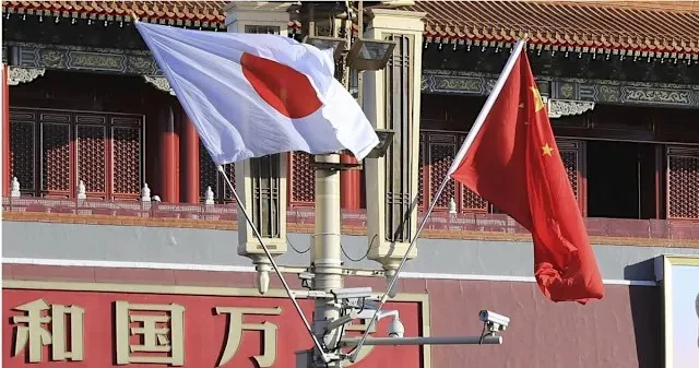 陆持续收紧稀土出口管制!日经:日本电动车、半导体供应链面临危机 — 封面