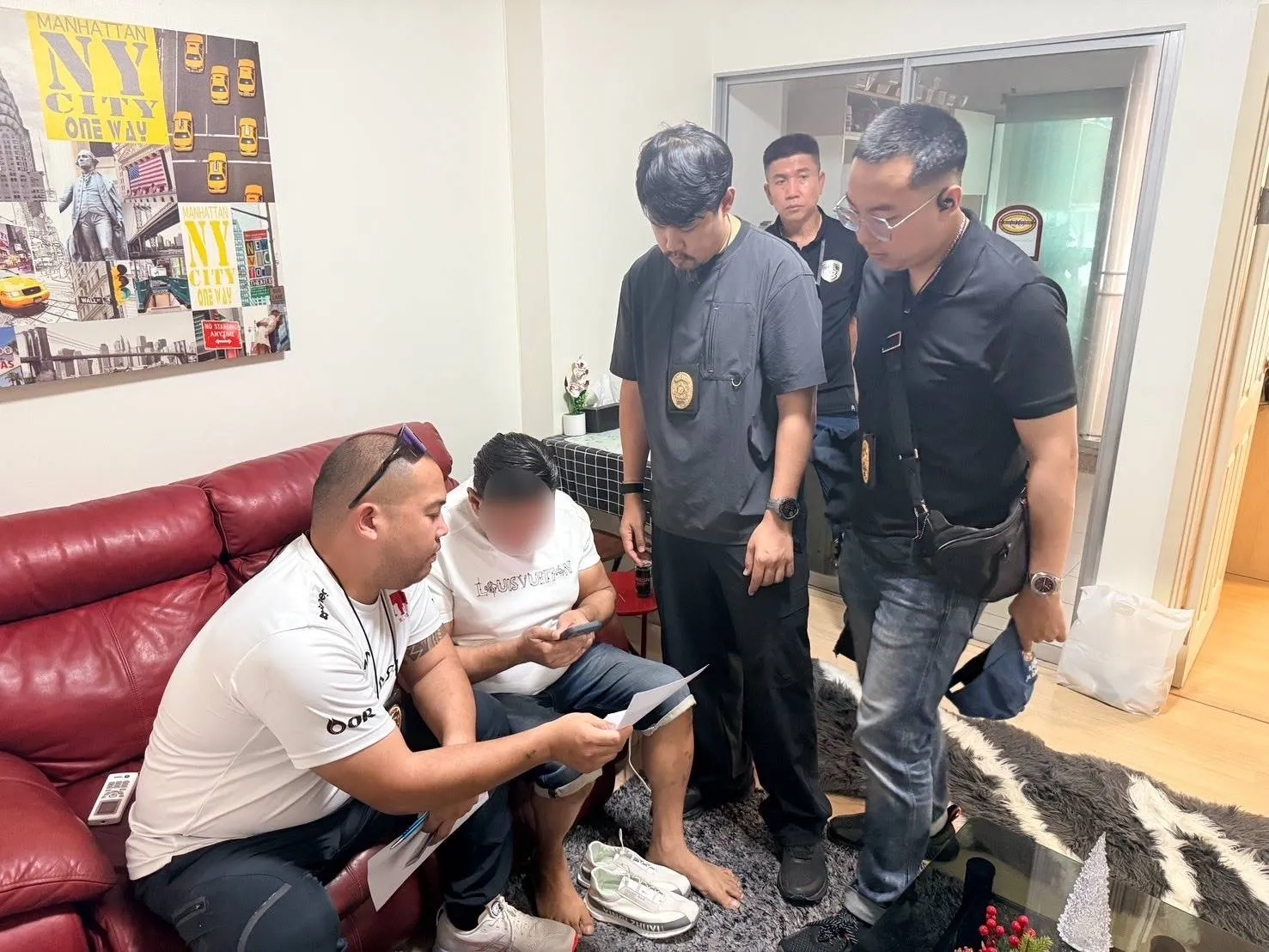加拿大籍男子泰国落网,涉嫌多次猥亵女性被警方逮捕 — 封面