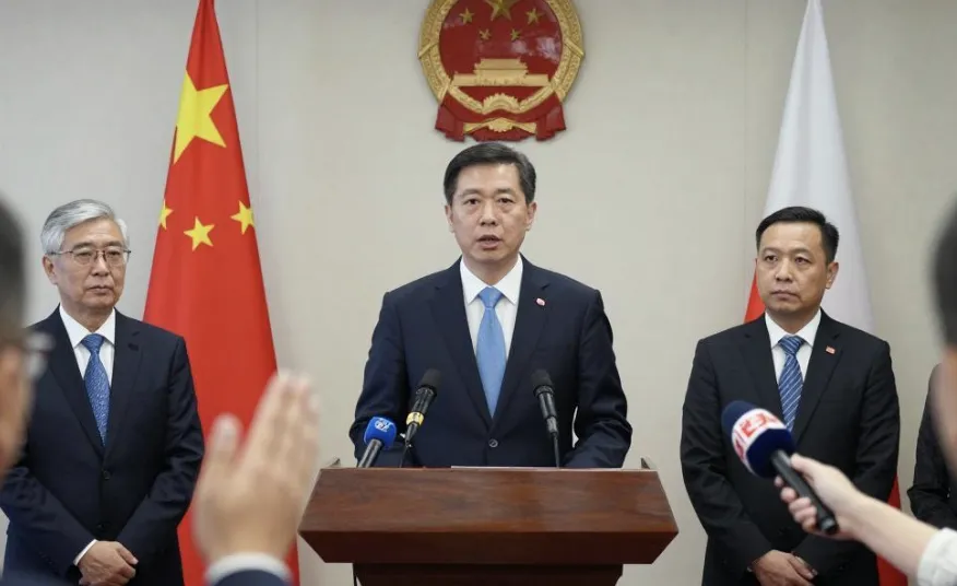 “不接受、不承认”！中国驻菲使馆回应波兰涉南海表态 — 正文配图