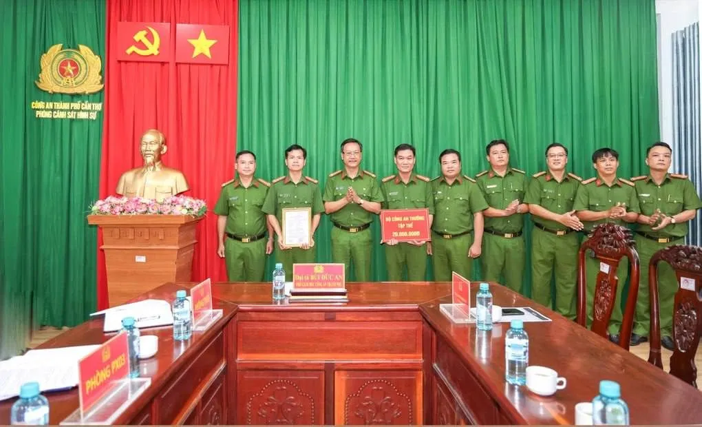 杀人抢劫后逃回越南!柬埔寨命案嫌疑人山区落网 — 正文配图