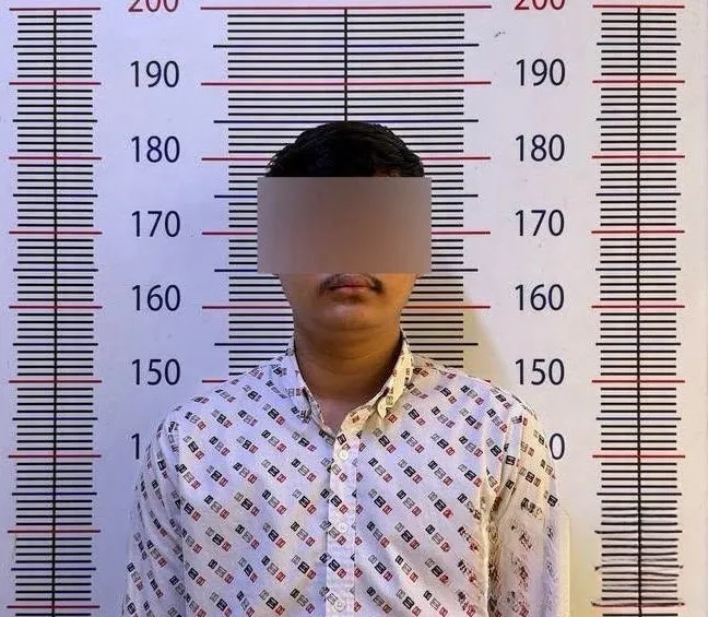 为了赚报酬把银行卡借给陌生人?柬埔寨男子被警方逮捕 — 正文配图