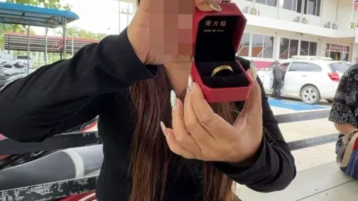 泰国女子买金戒指被骗？店铺关闭后联系不上卖家 — 正文配图