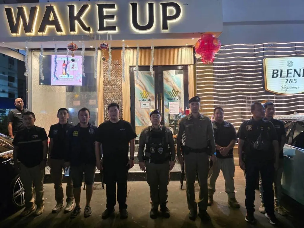 曼谷夜生活迎严查!警方突查16家娱乐场所,20岁以下禁入 — 正文配图