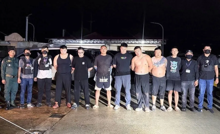 柬埔寨海上破获重大毒品枪支案,7名中国人被捕缴毒约840公斤 ... — 正文配图