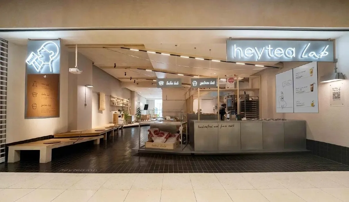 中国茶饮又在泰国火了！喜茶曼谷新店500多人排队 — 正文配图