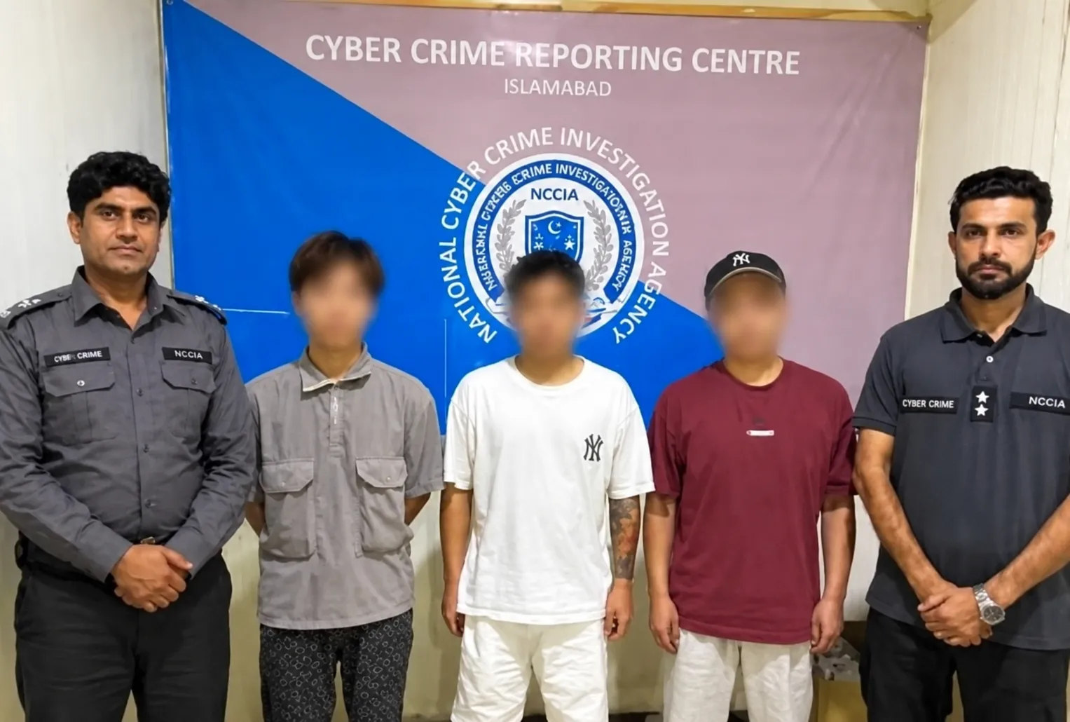 巴基斯坦突袭涉嫌网络诈骗呼叫中心，9人被捕含5名中国人 — 正文配图