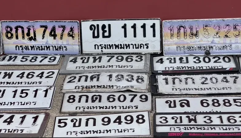 泰国洪水冲掉大量车牌！巴革警方已寻回超过300块 — 正文配图