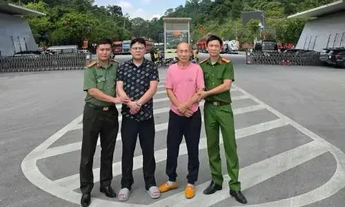 刚在越南落网次日就移交！2名中国籍通缉人员被送回中方 — 正文配图