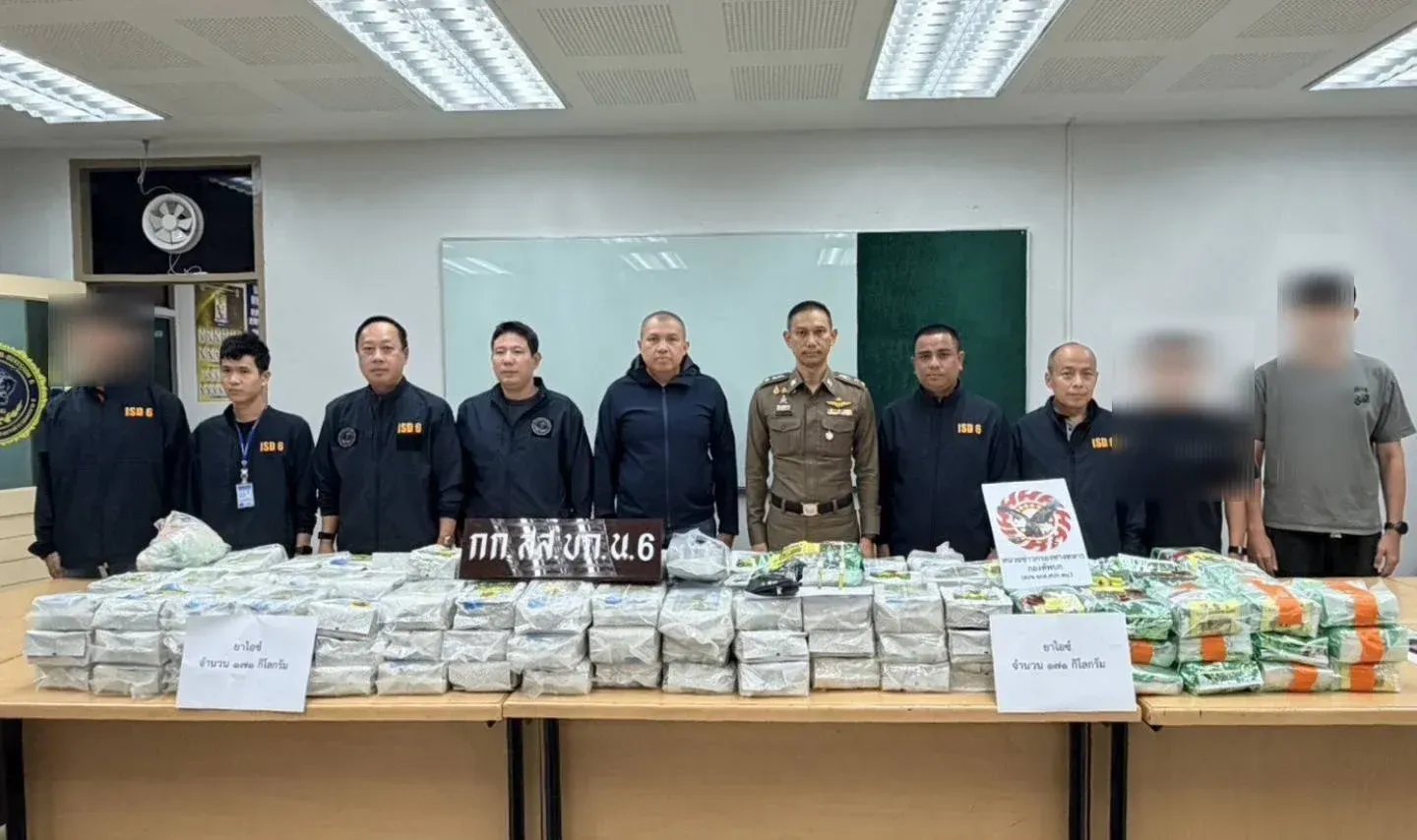 泰国警方查获171.5公斤冰毒！藏在茶叶袋和皮卡暗格内 — 封面