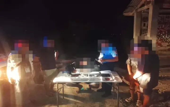 菲律宾多地同步打击毒品犯罪,6名嫌疑人被捕 — 封面