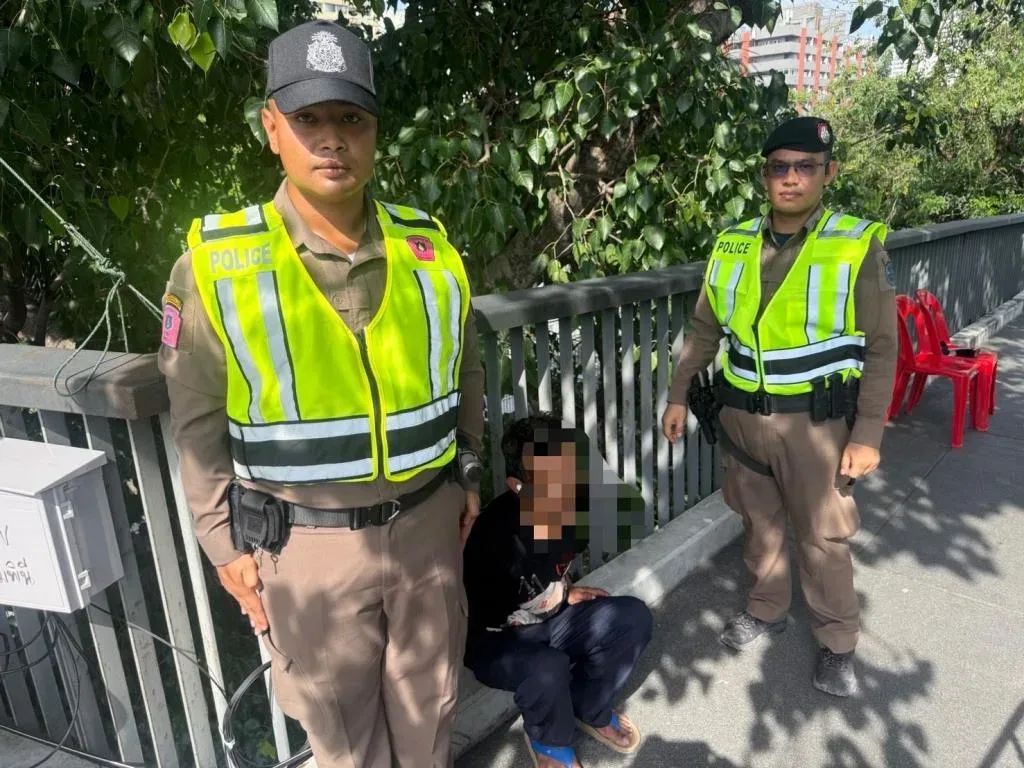 泰国国际金融会议安保升级!警方盘查4人,查获冰毒和刀具 — 正文配图