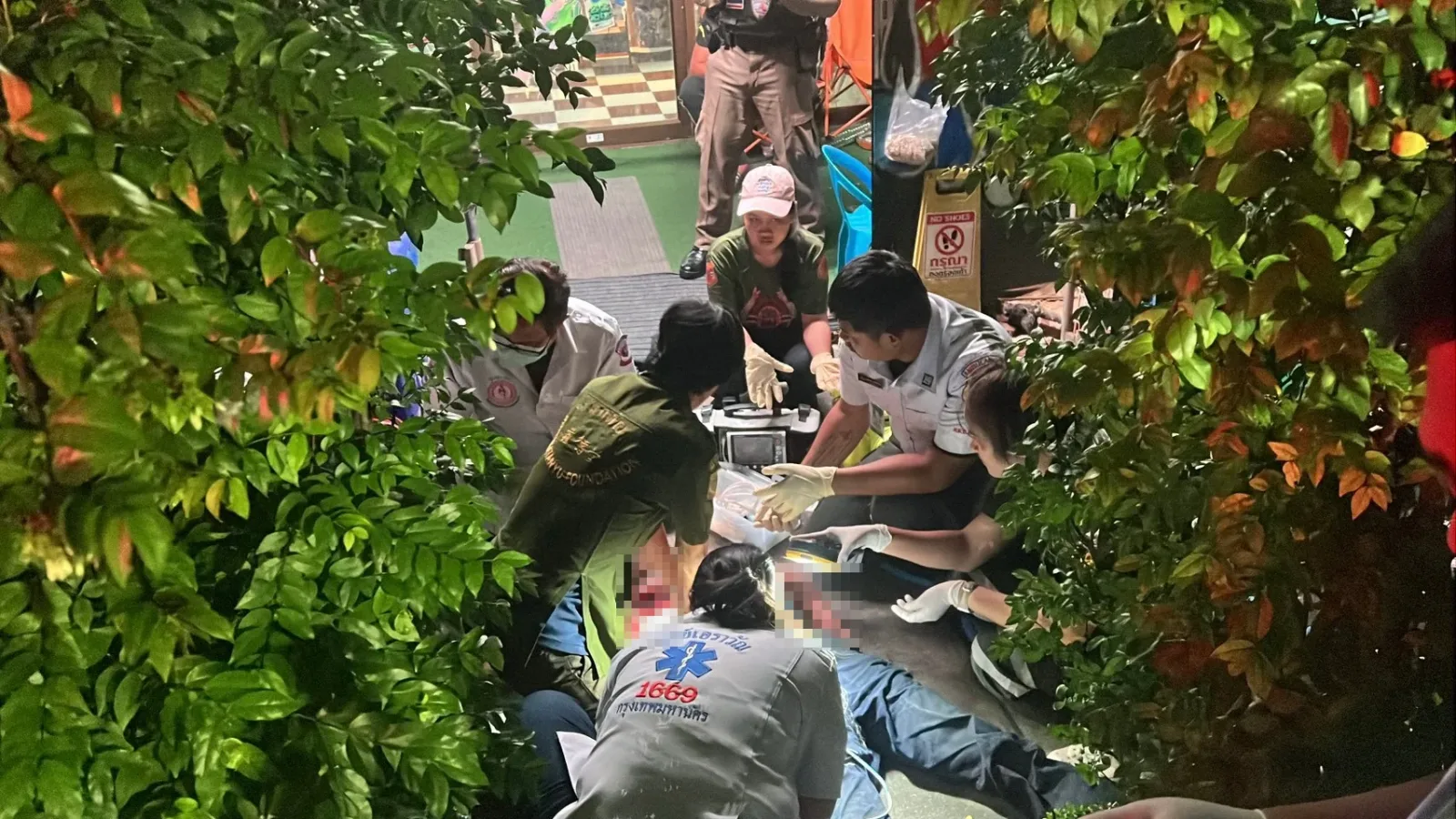 泰国曼谷大麻店外爆发枪击！31岁工头身中5处枪伤死亡 — 正文配图