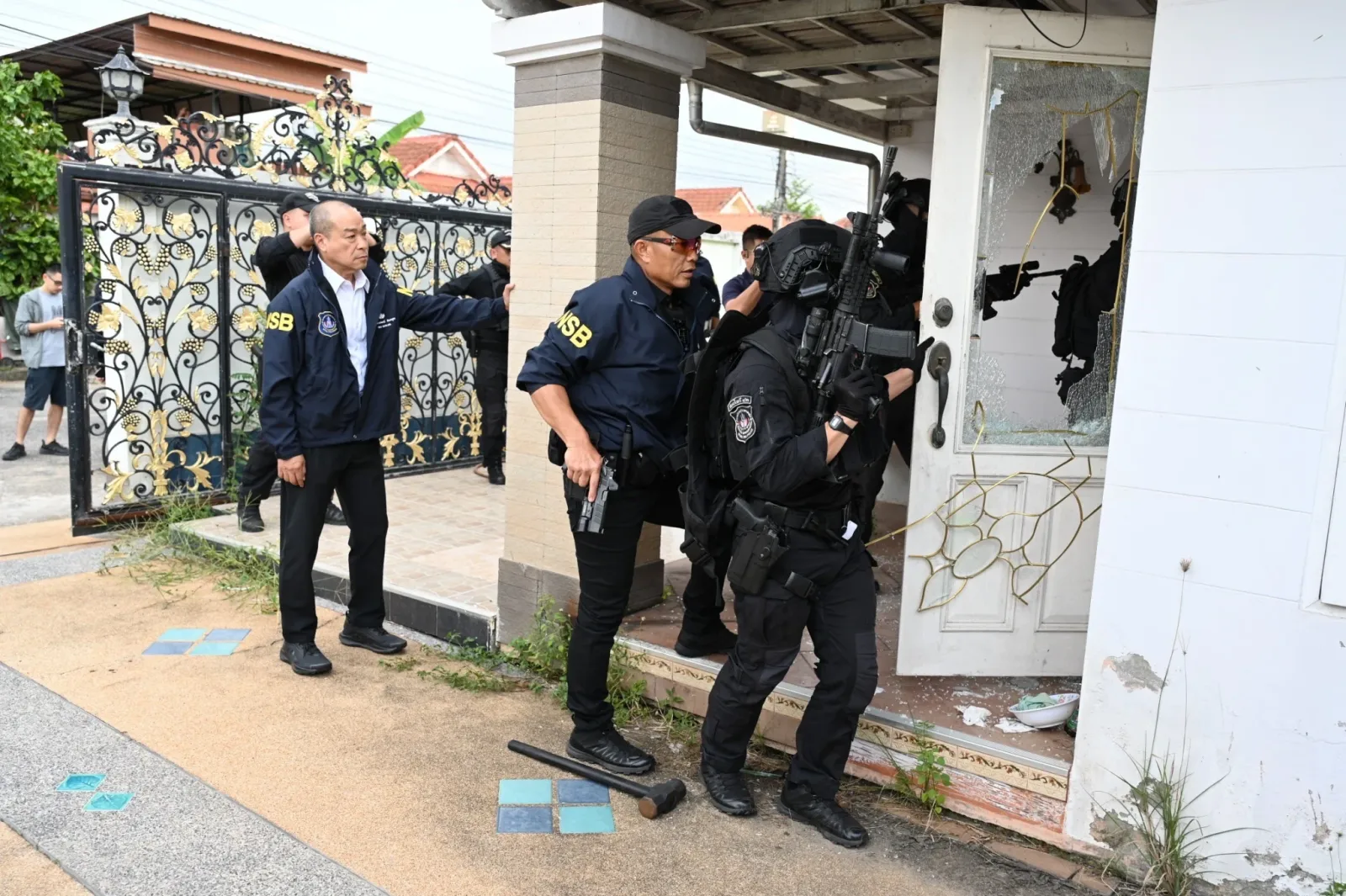 泰国警方跨省缉毒！3名嫌疑人落网，查获116.1万粒毒品 — 正文配图