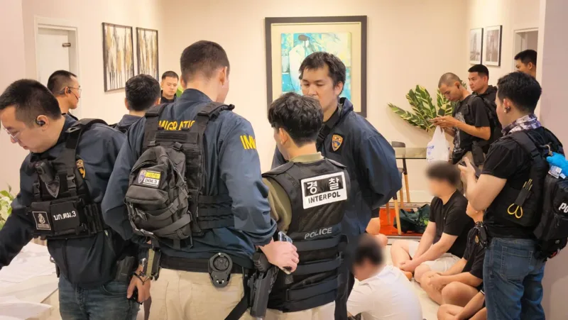 泰国警方捣毁曼谷3处诈骗窝点！2名中国人、8名韩国人落网 — 正文配图