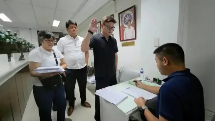 老杜长子出手反击！国调局局长被告上法庭 — 封面