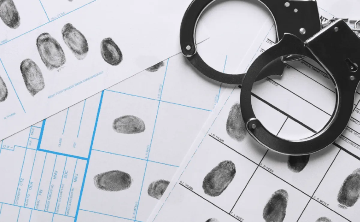 菲警方展开抓捕行动!全市第4号通缉犯被捕 — 封面