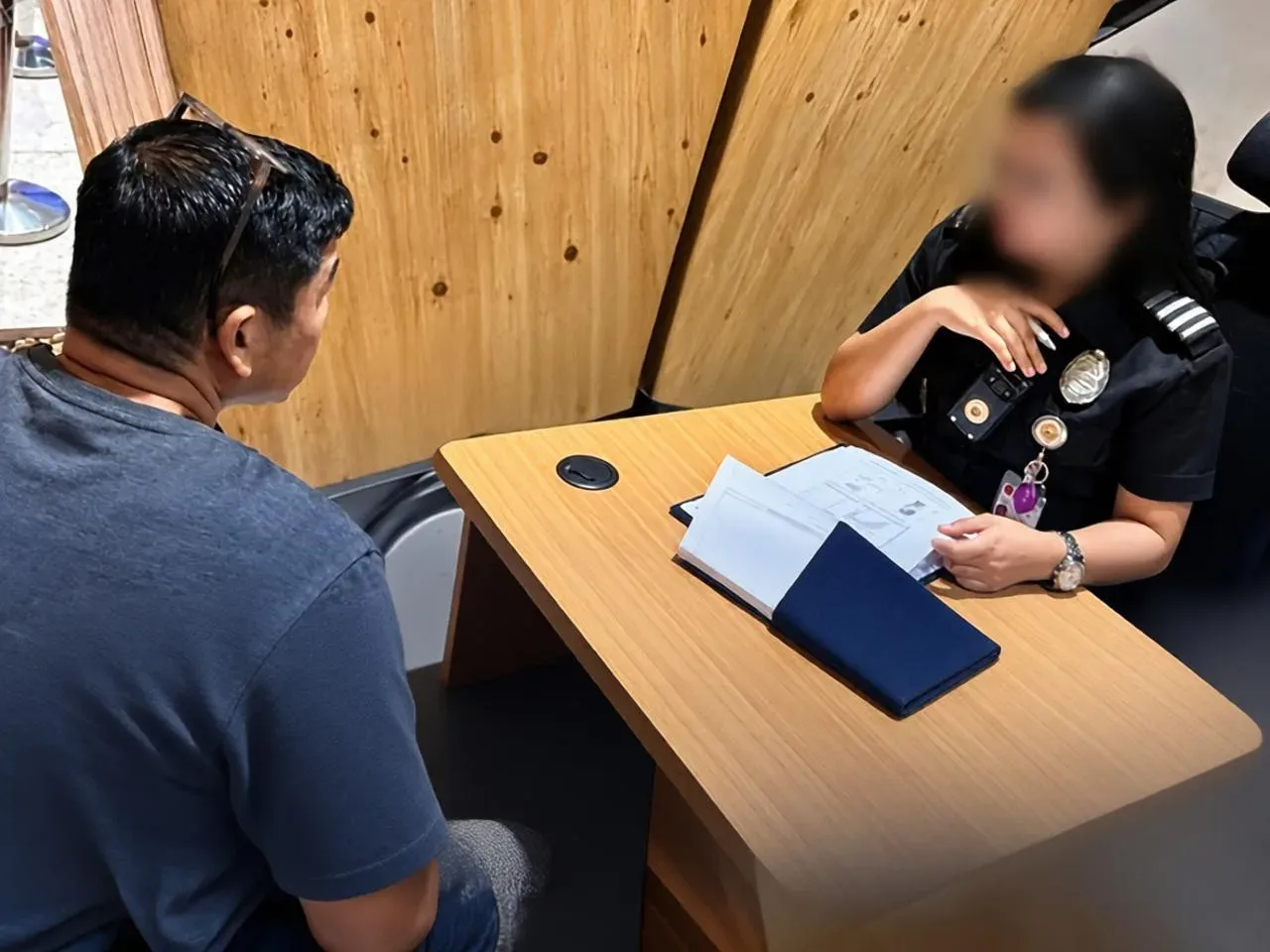 月薪3500美元招人赴俄当训犬员！50岁菲律宾男子机场被拦 — 封面